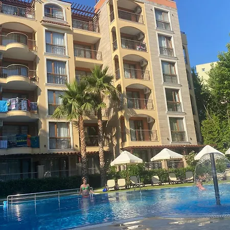 Harmony 3 Jungle с одной спальней Apartmán